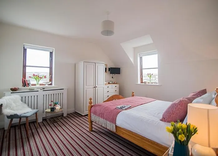 ゲストハウス Oar Restaurant And *